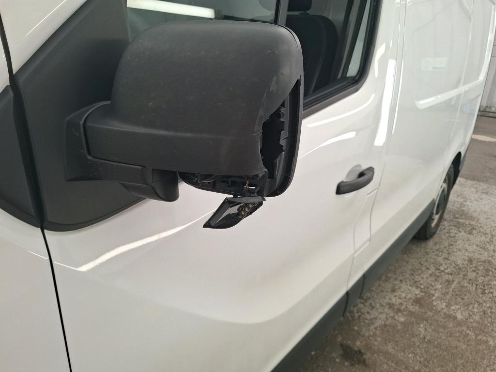 RENAULT TRAFIC FOURGON FGN L1H1 3000 KG BLUE DCI 130 GRAND CONFORT 2022