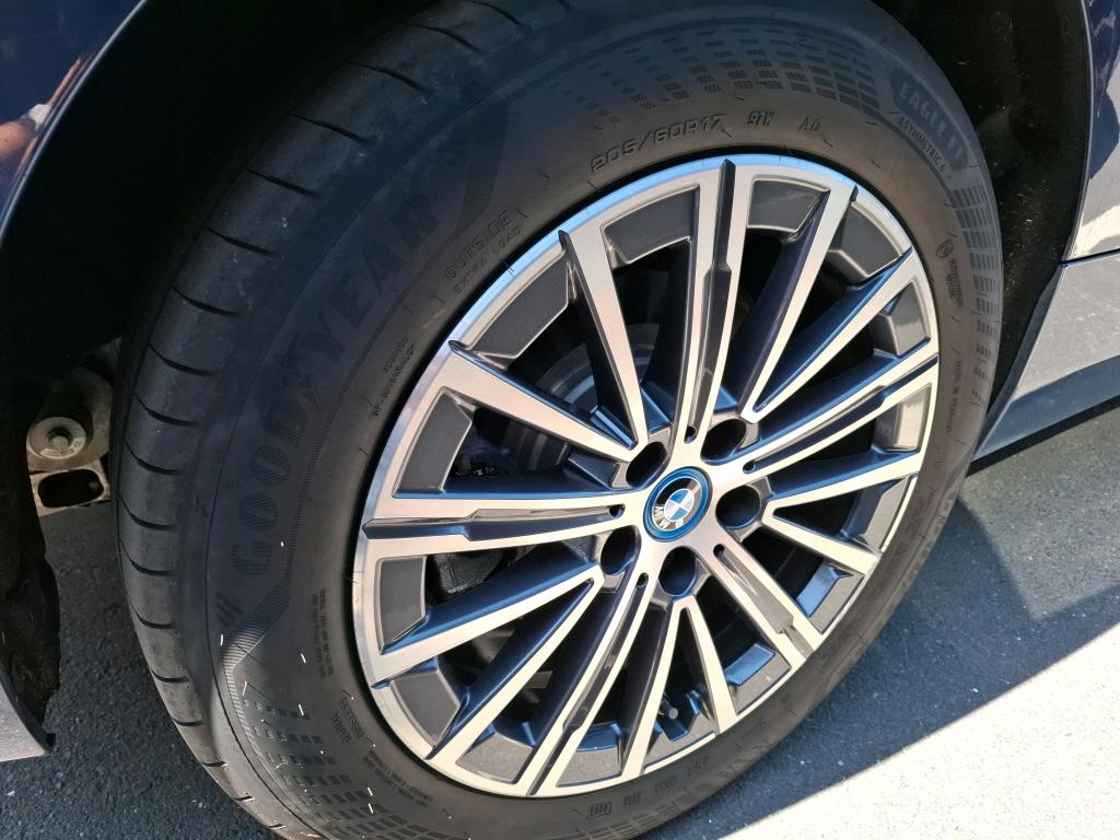 BMW SERIE 2 ACTIVE TOURER 225e xDrive 245 ch DKG7 Luxury 2023