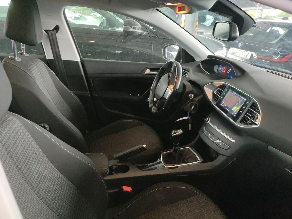 PEUGEOT 308 SW BlueHDi 130ch S&S BVM6 Active Business 2021