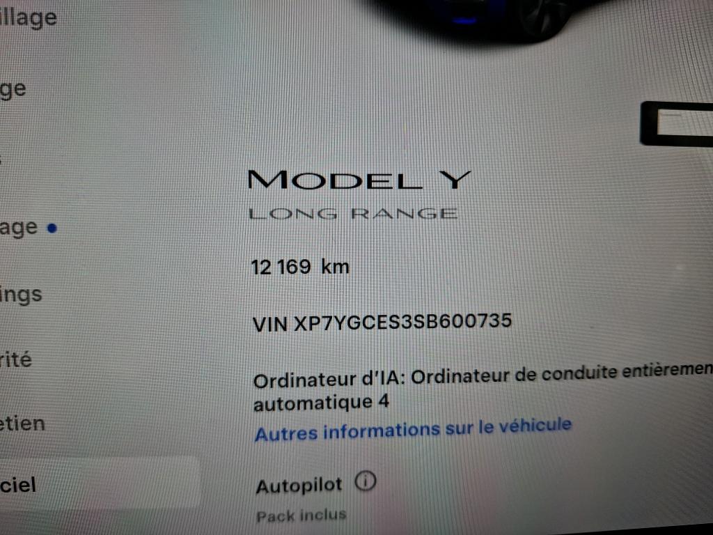 TESLA  2025