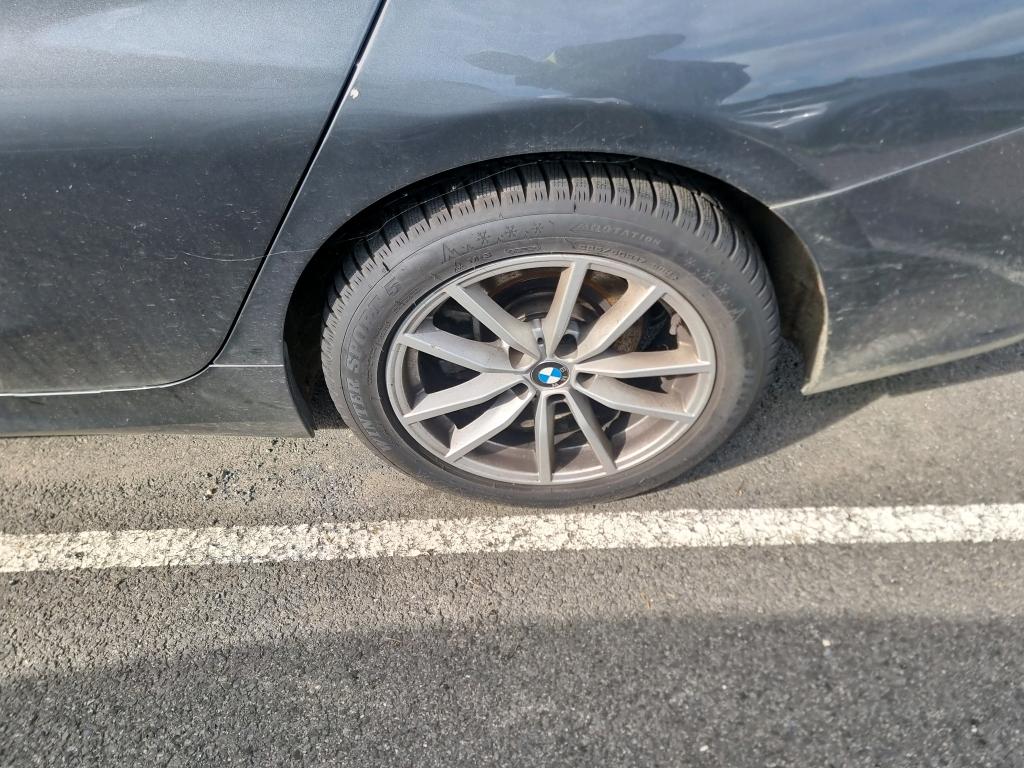 BMW SERIE 3 TOURING G21 318d 150 ch BVA8 Lounge 2021