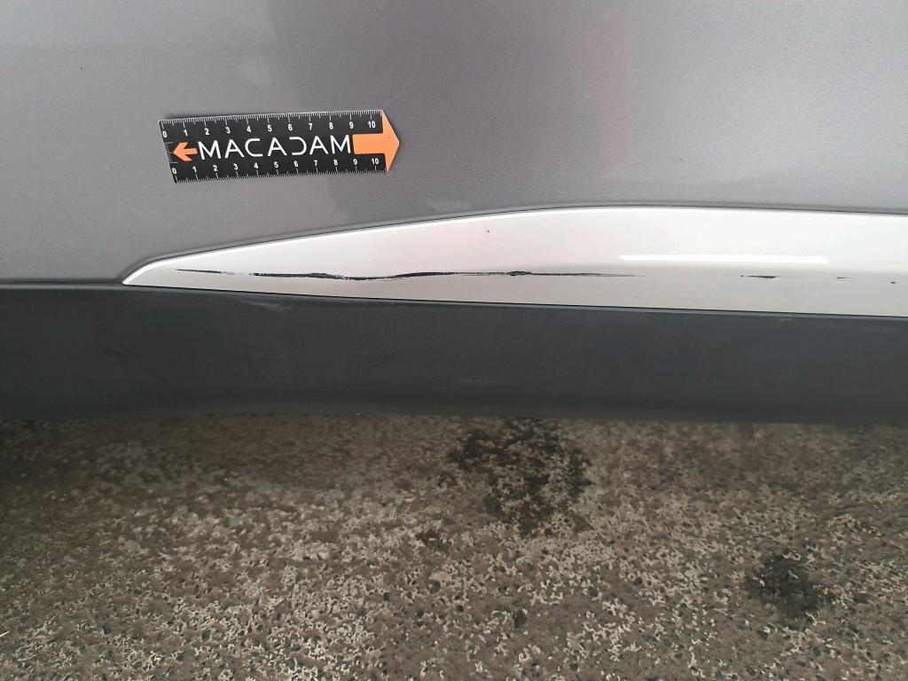 PEUGEOT 2008 BUSINESS BlueHDi 110 S&S BVM6 Allure 2021