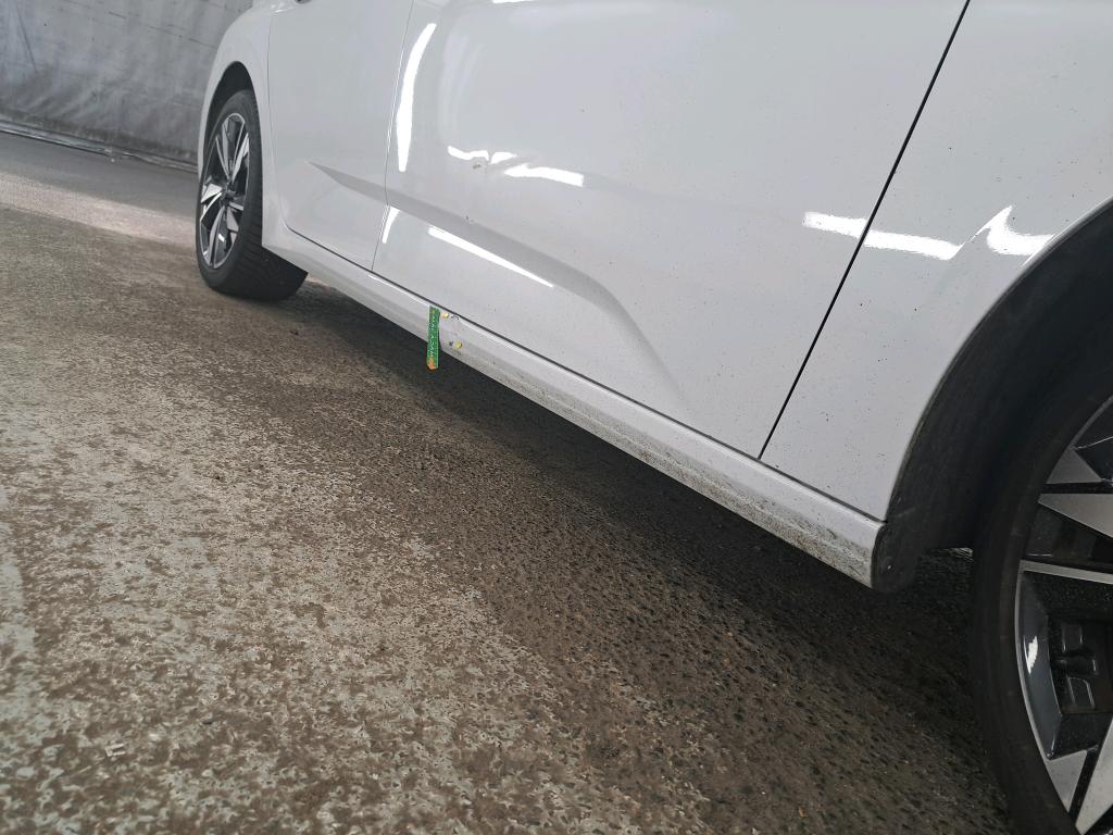 PEUGEOT 308 PHEV 180 e-EAT8 Active Pack 2023
