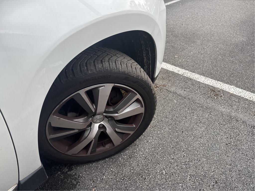 PEUGEOT 2008 1.6 BlueHDi 120ch S&S BVM6 Allure 2015