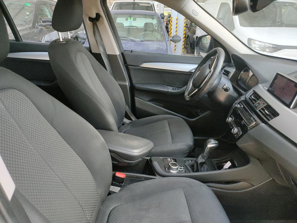 BMW X1 xDrive 25e 220 ch BVA6 Business Design 2022