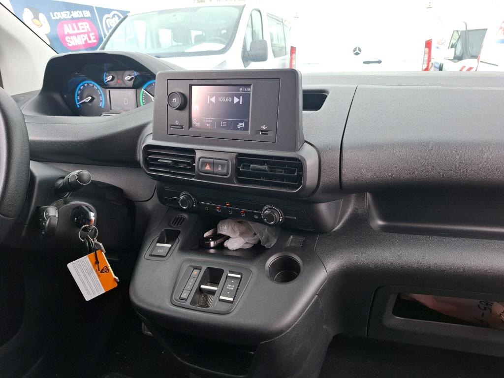 PEUGEOT PARTNER FGN FOURGON E-PARTNER XL 750 KG 136 CH BATTERIE 50 KWH - 2023