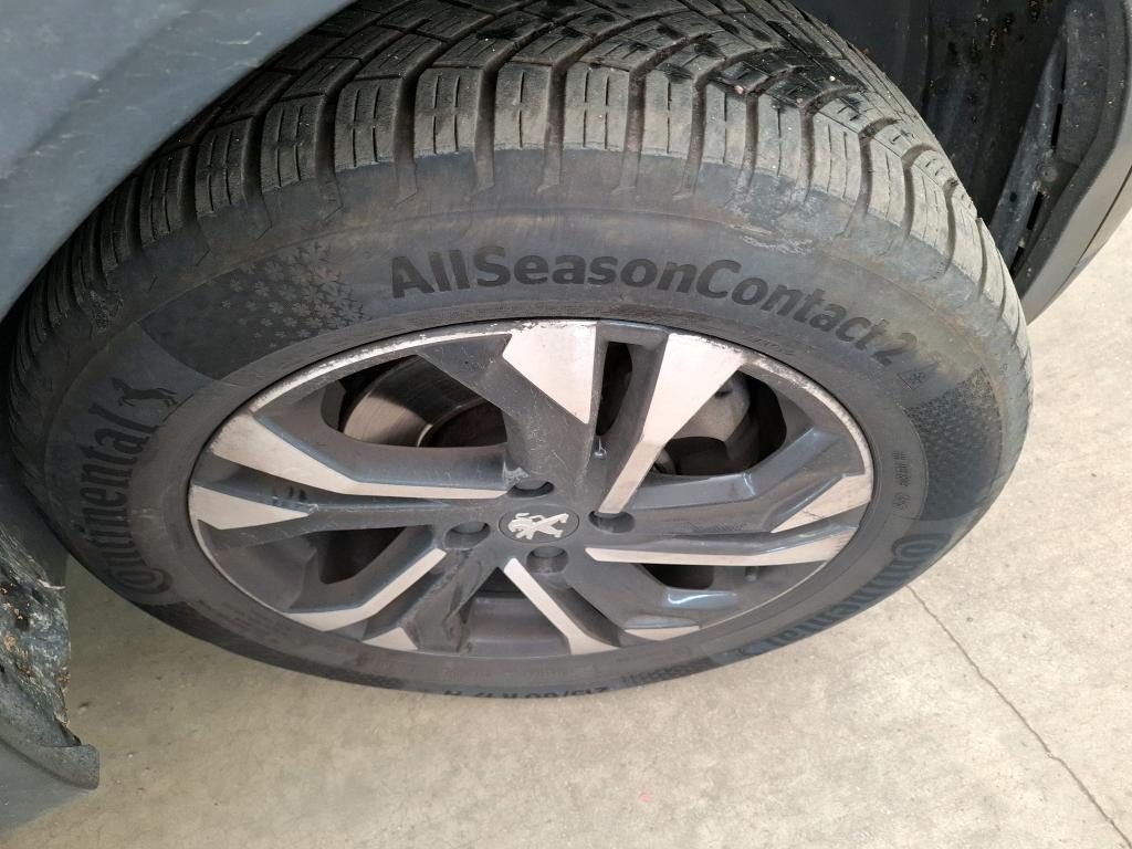 PEUGEOT 2008 BlueHDi 130 S&S EAT8 GT 2022