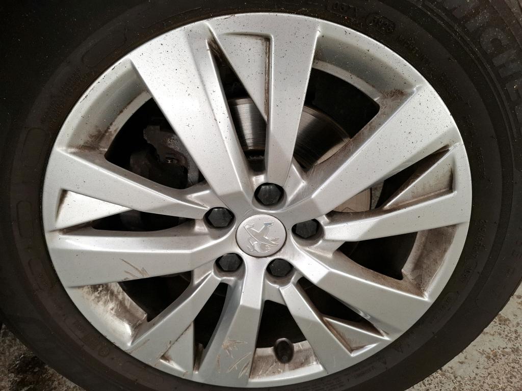 PEUGEOT 3008 PureTech 130ch S&S EAT8 Active Pack 2023