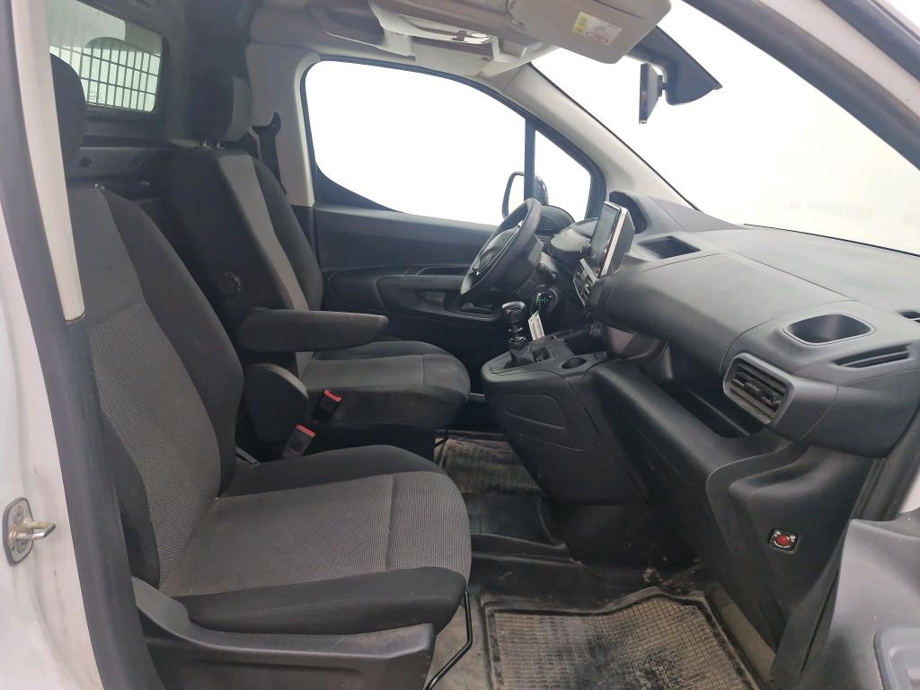PEUGEOT PARTNER FGN FOURGON STANDARD 650 KG BLUEHDI 100 S&S BVM6 ASPHALT 2023