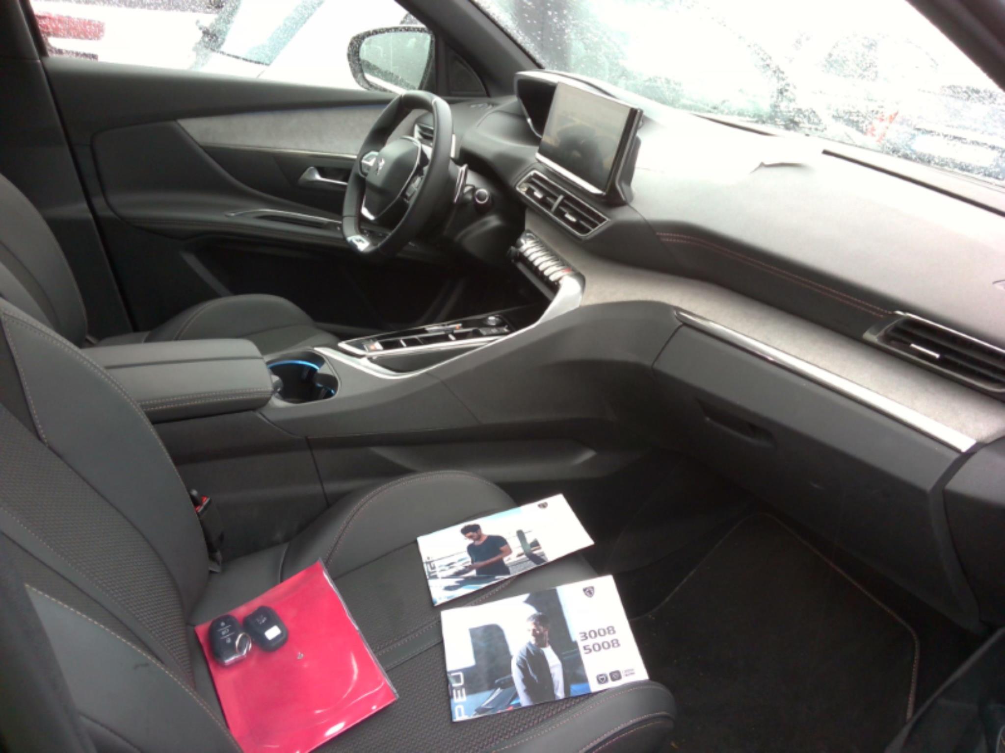 PEUGEOT 3008 Hybrid 225 e-EAT8 GT 2023