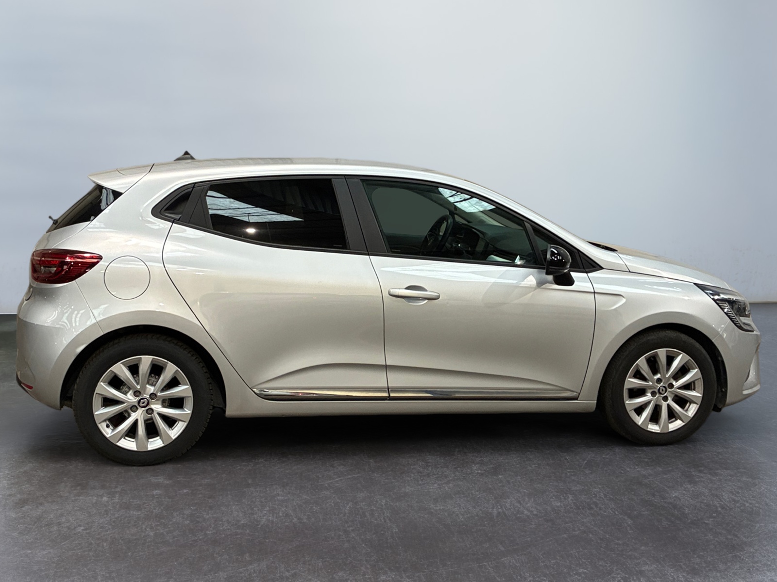 RENAULT CLIO V TCe 90 Evolution 2023