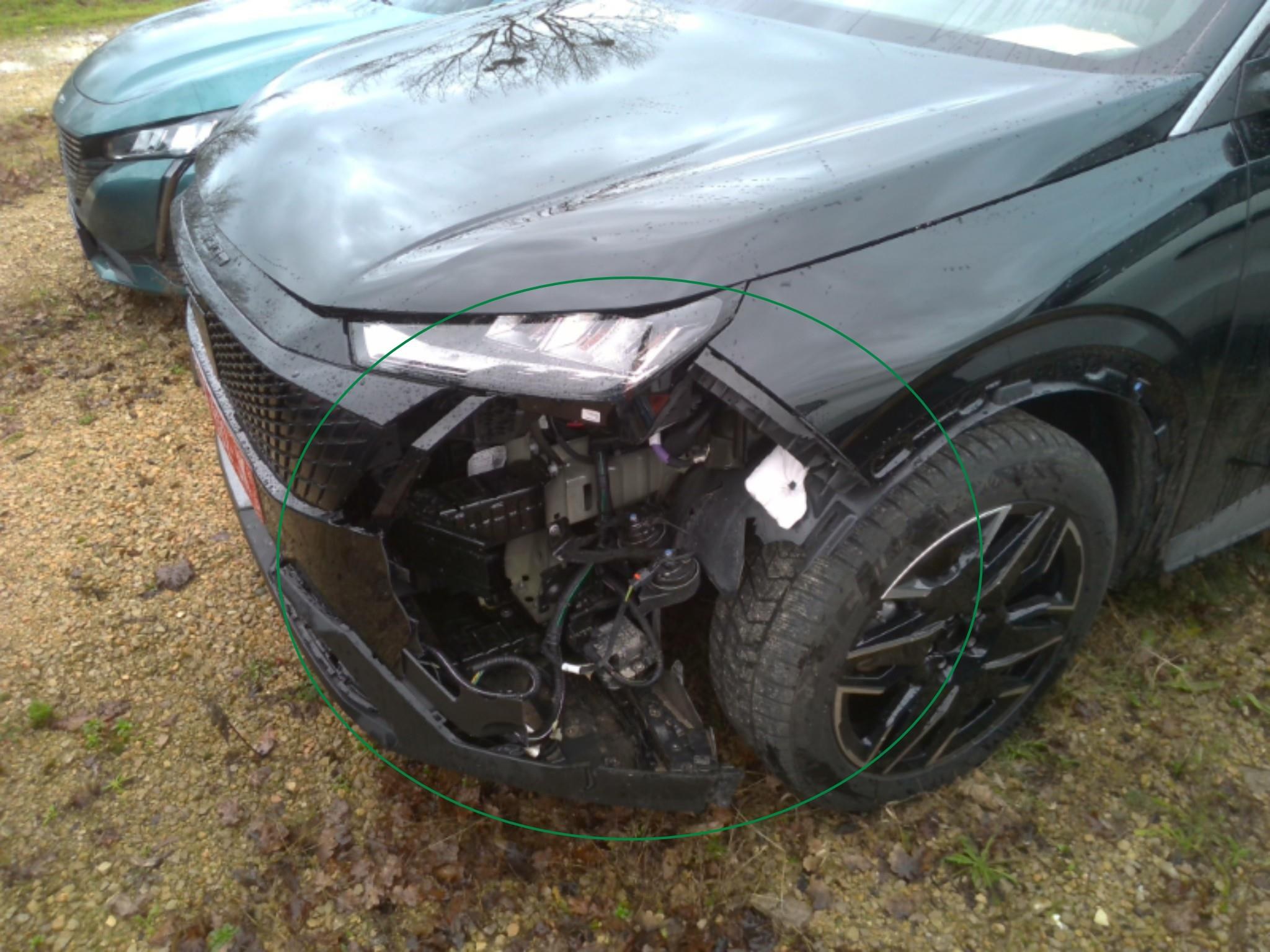 PEUGEOT 3008 Hybrid 136 e-DCS6 Allure 2025