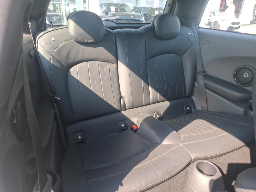 MINI HATCH 3 Portes Cooper SE 184 ch Finition Yours 2020