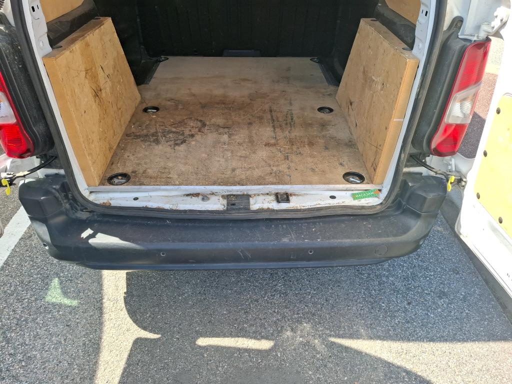 PEUGEOT PARTNER FOURGON STANDARD 650 KG BLUEHDI 100 S&S BVM6 ASPHALT 2022