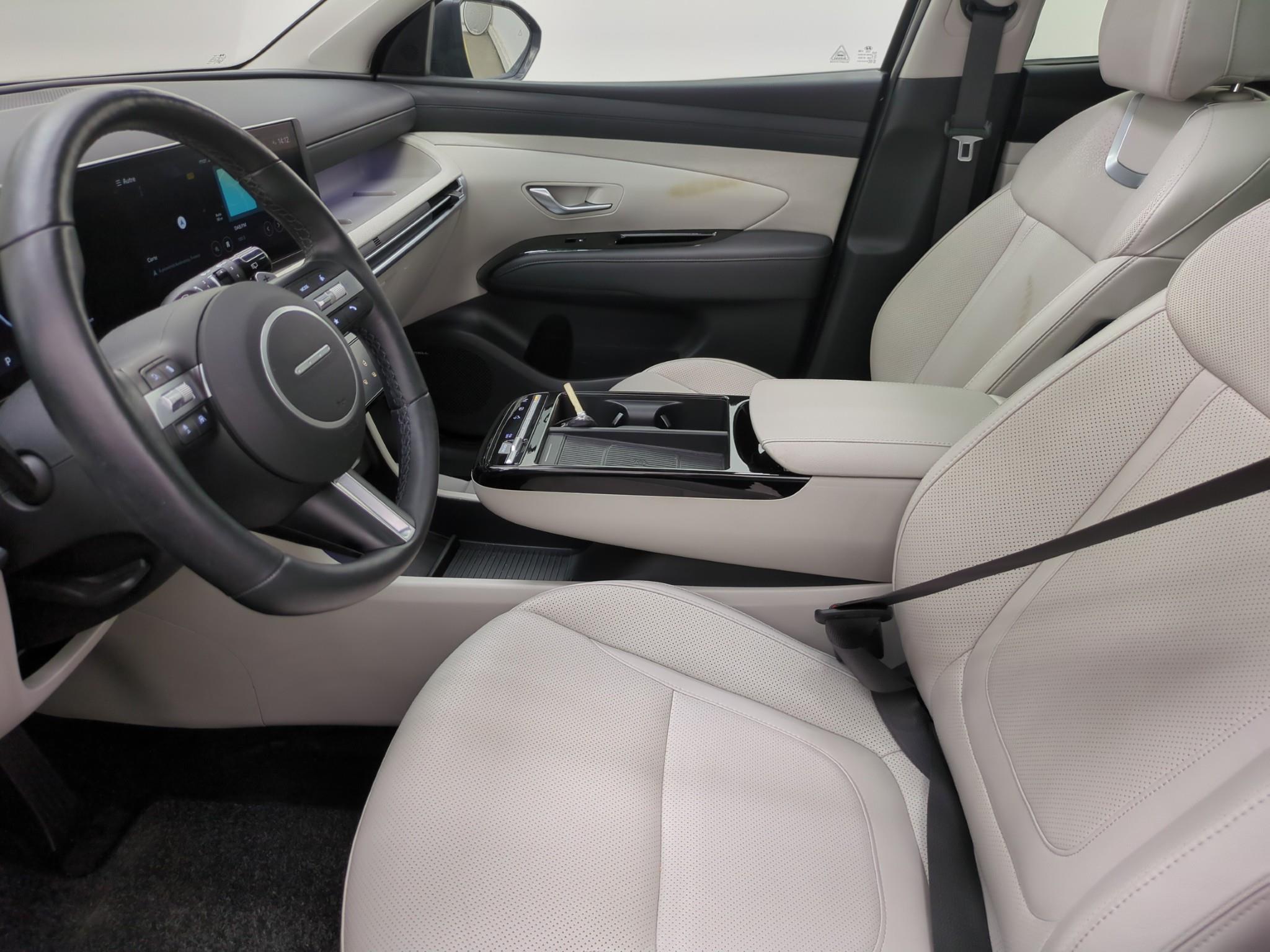 HYUNDAI TUCSON 1.6 T-GDI 215 Hybrid BVA6 Initia 2024