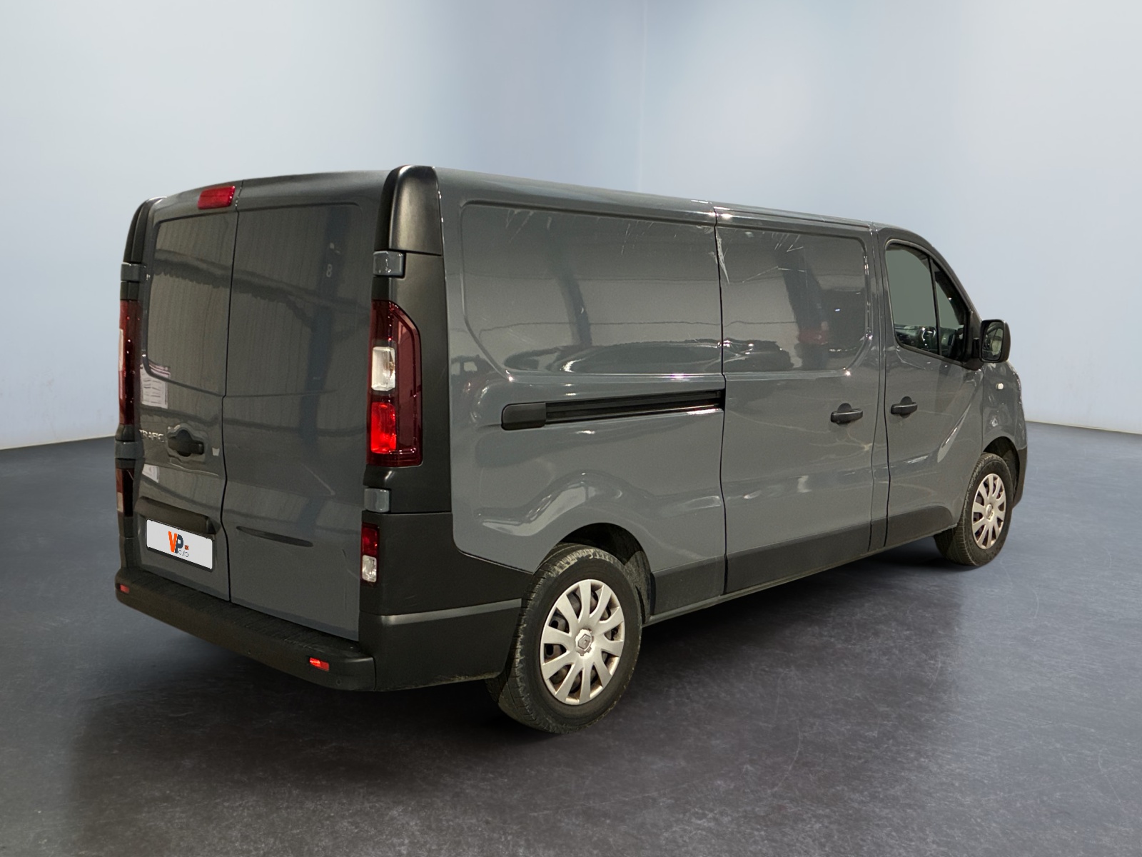 RENAULT TRAFIC FGN L2H1 1300 KG DCI 120 GRAND CONFORT 2021