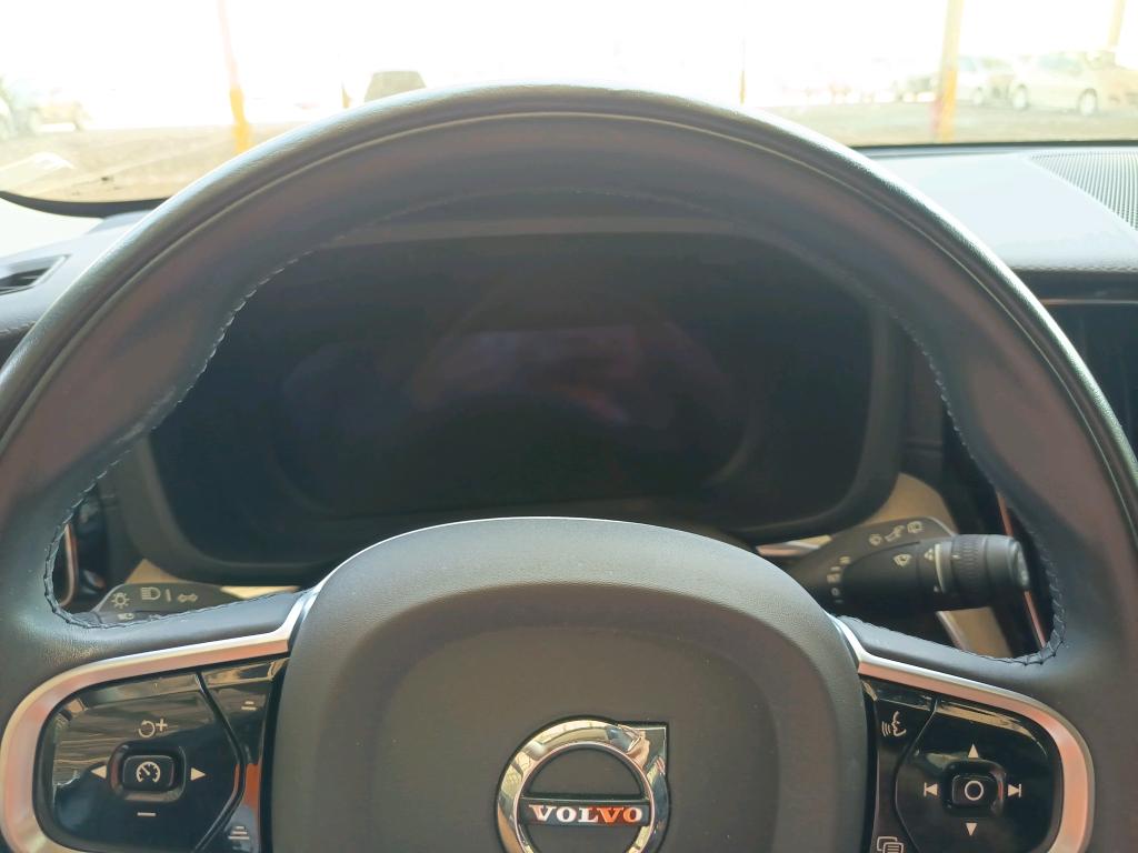 VOLVO XC60 T6 AWD Hybride rechargeable 253 ch+145 ch Geartronic 8 Plus Style Chrome 2022