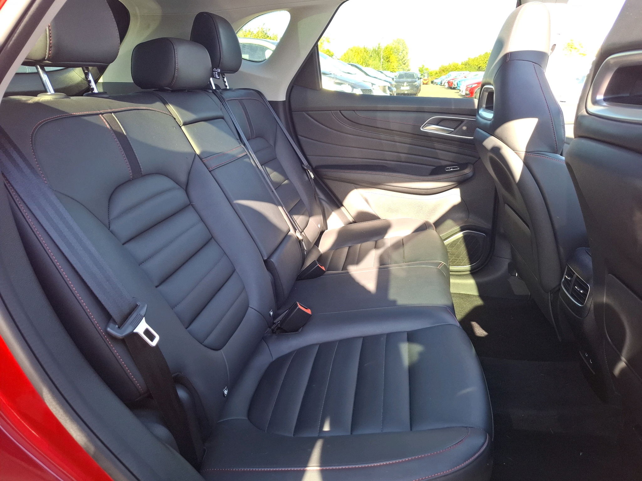 MG EHS 1.5T GDI PHEV Luxury 2024