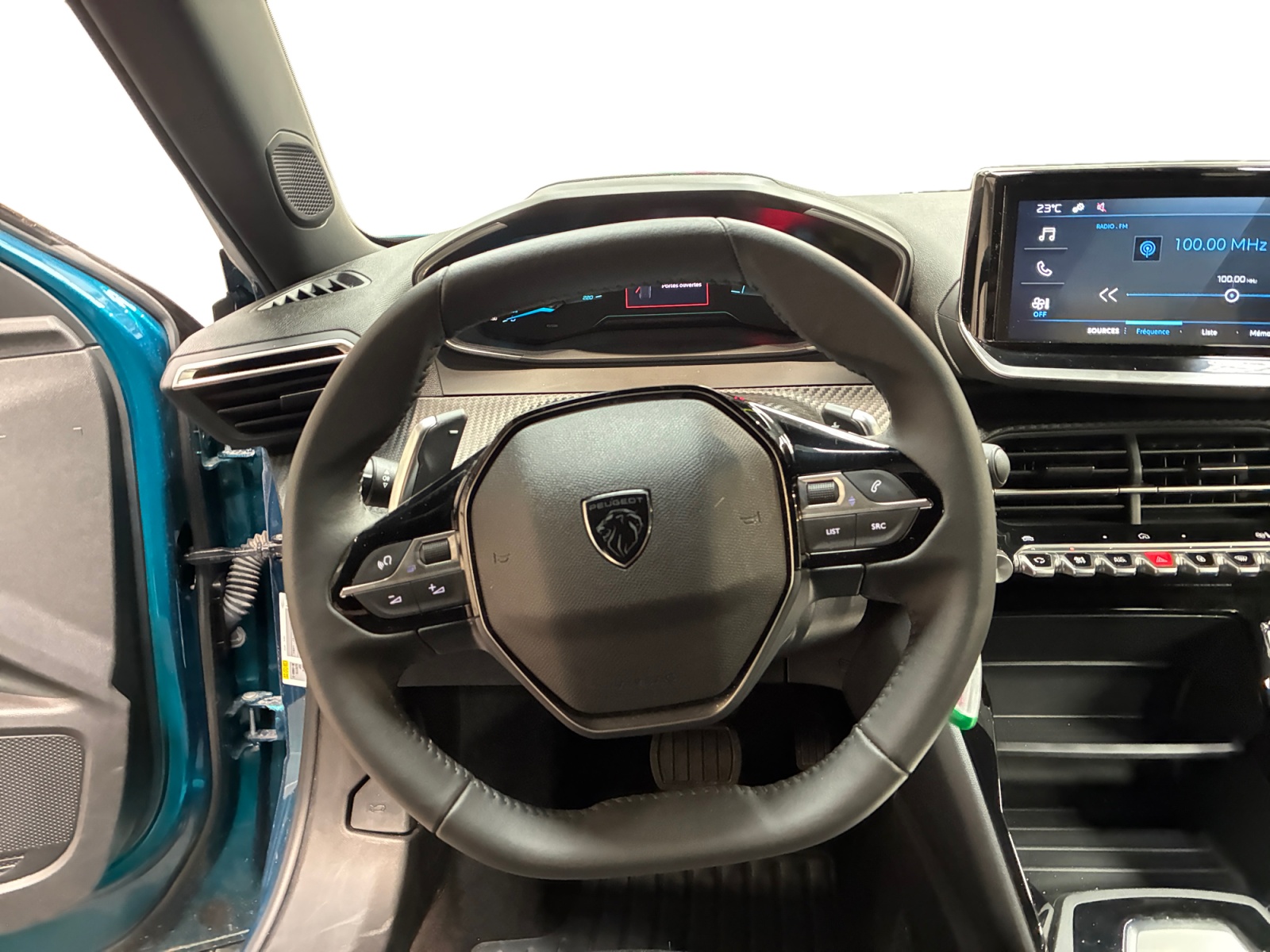 PEUGEOT 2008 Hybrid 136 e-DCS6 2025