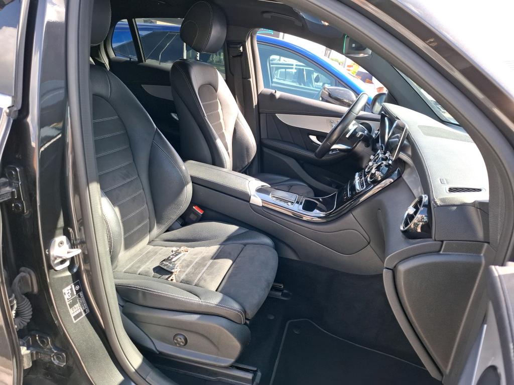 MERCEDES CLASSE GLC COUPE Coupé 300 e 9G-Tronic 4Matic AMG Line 2022