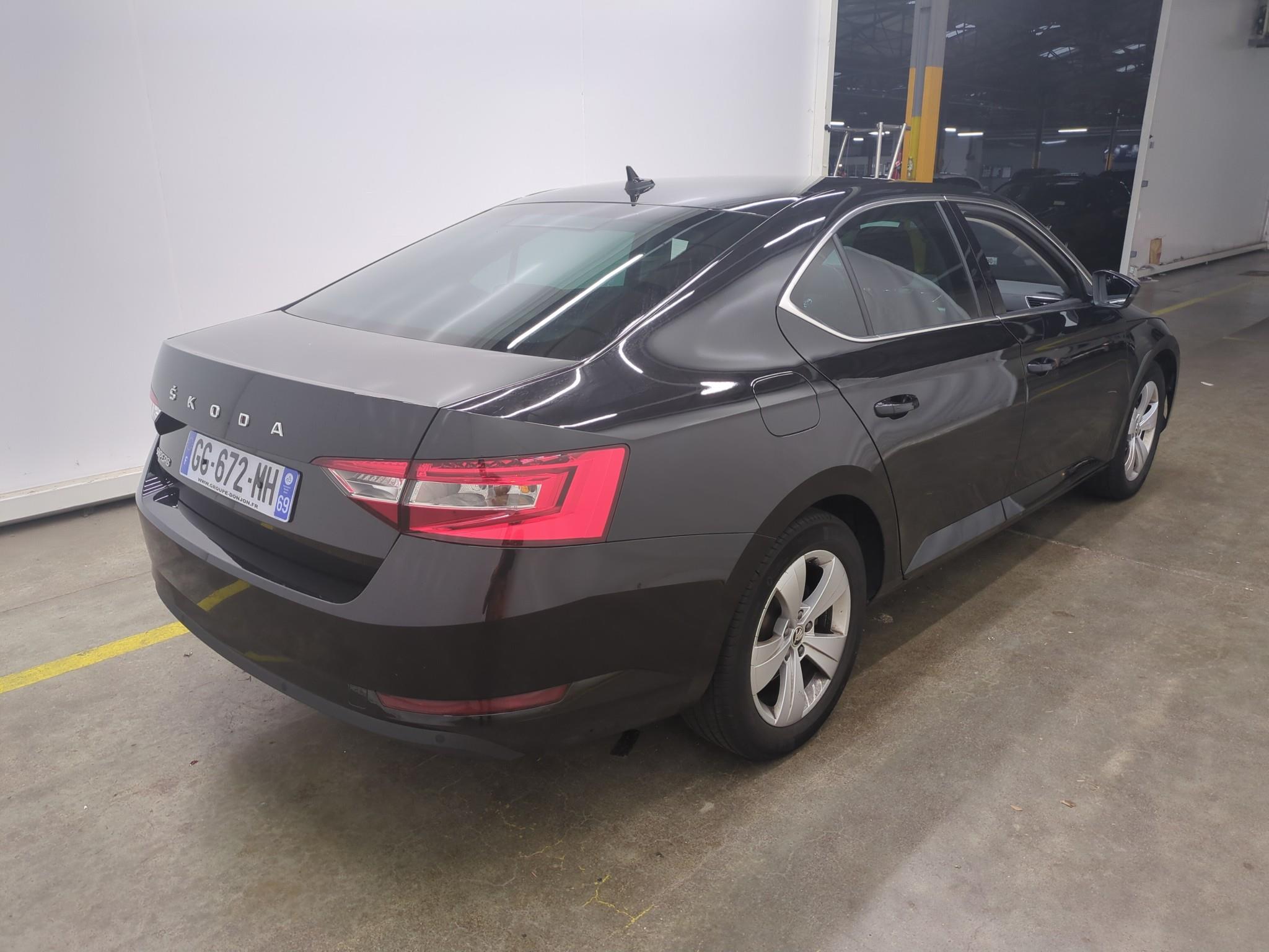 SKODA SUPERB 2.0 TDI 150 SCR DSG7 Business 2022