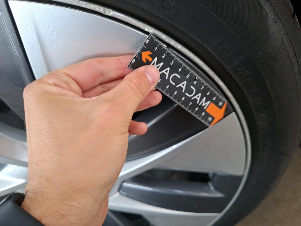 TESLA  2022