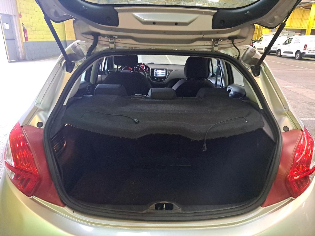 PEUGEOT 208 1.6 e-HDi 92ch FAP BVM5 Active 2012