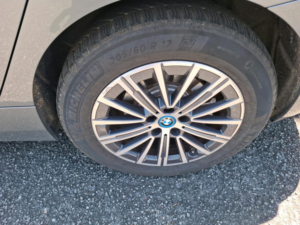 BMW SERIE 2 ACTIVE TOURER 225e xDrive 245 ch DKG7 Luxury 2023