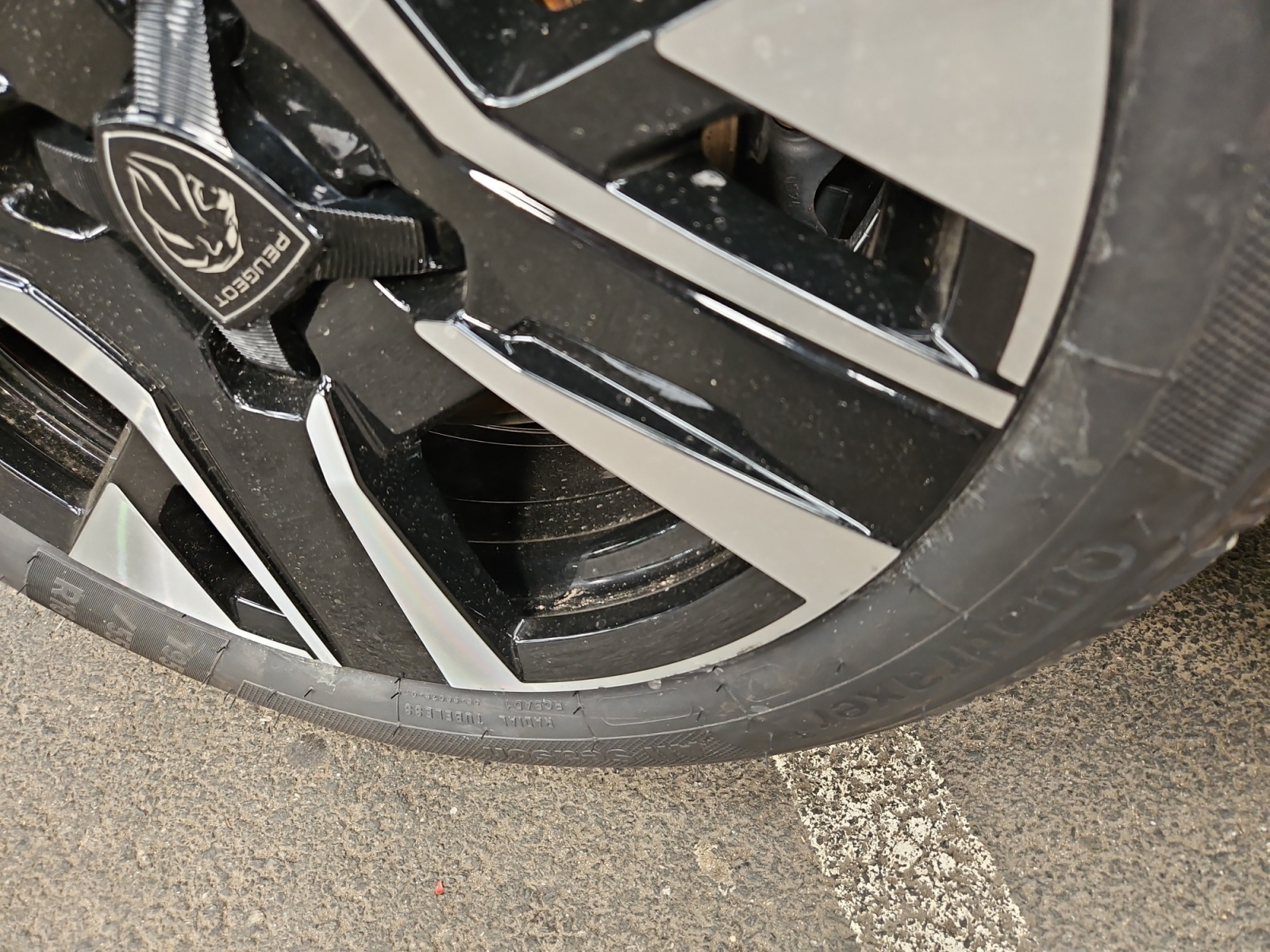 PEUGEOT 208 Electrique 50 kWh 136ch Allure 2024