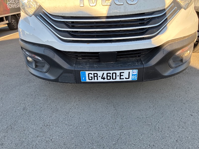 IVECO 35S14V16 2.3 140 ch Pack business ouverture portes 270 degrés 2023