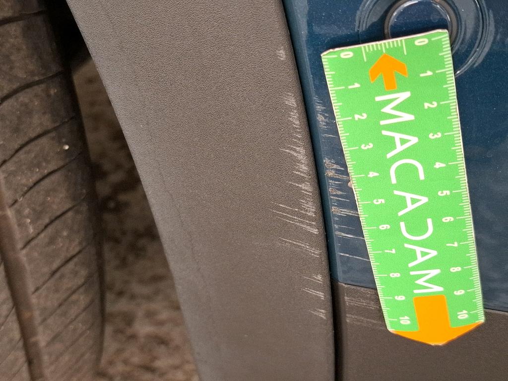 PEUGEOT 3008 Hybrid 225 e-EAT8 Allure Pack 2021