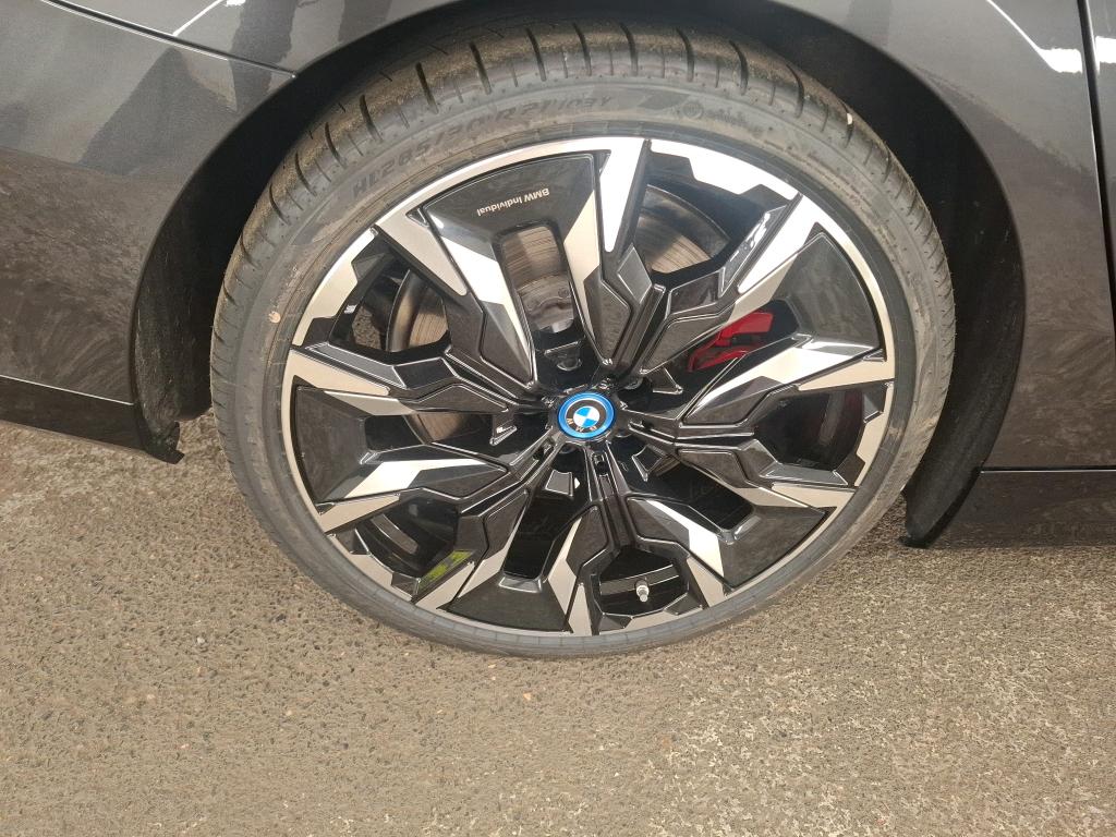 BMW SERIE 5 i5 G60 M60 xDrive 601 ch - 2024
