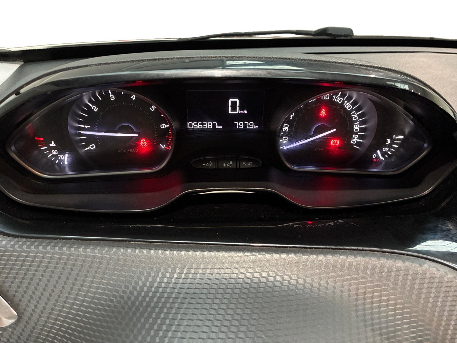 PEUGEOT 208 Style PureTech 82 BVM5 5 ptes 2018