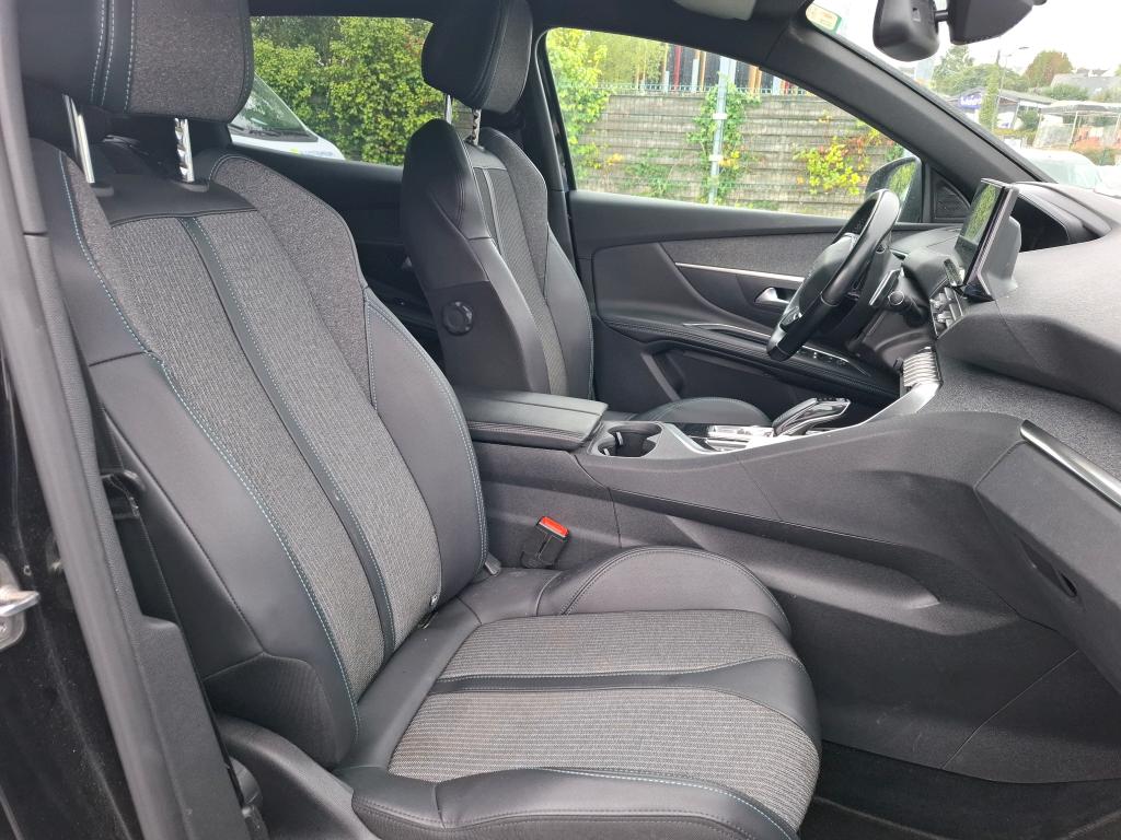 PEUGEOT 3008 BlueHDi 130ch S&S EAT8 Allure Pack 2023