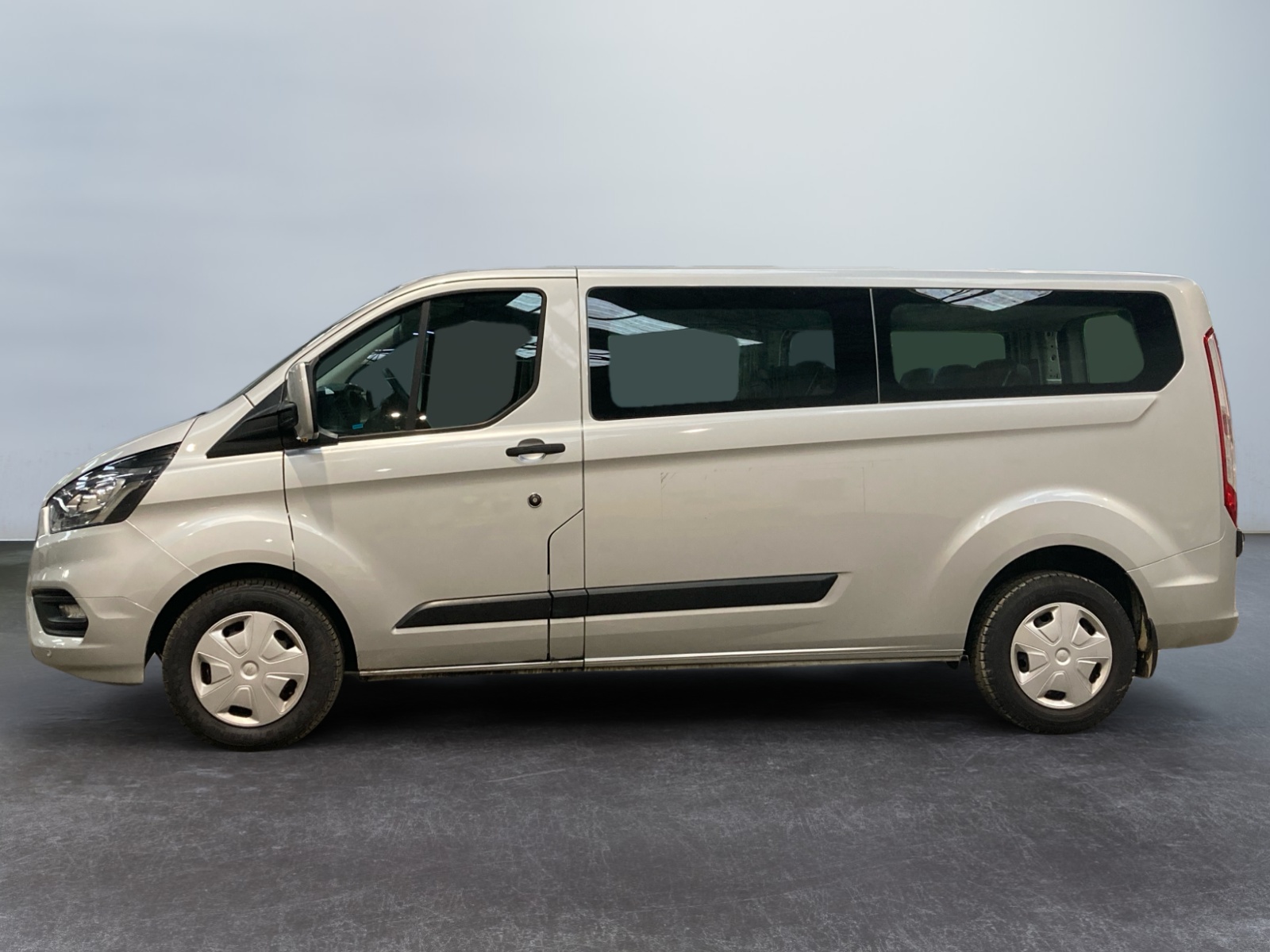 FORD Transit Custom Kombi 320 L2H1 2.0 EcoBlue 130 Trend Business	9pl 2023