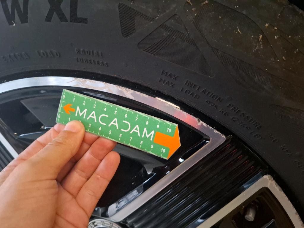 MERCEDES-BENZ GLC COUPE 300 e 9G-Tronic 4Matic AMG Line 2023