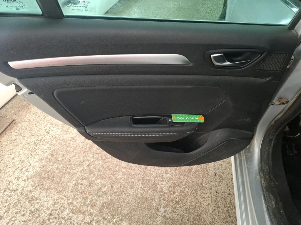 RENAULT MÉGANE MEGANE IV Estate TCe 140 EDC Techno 2023