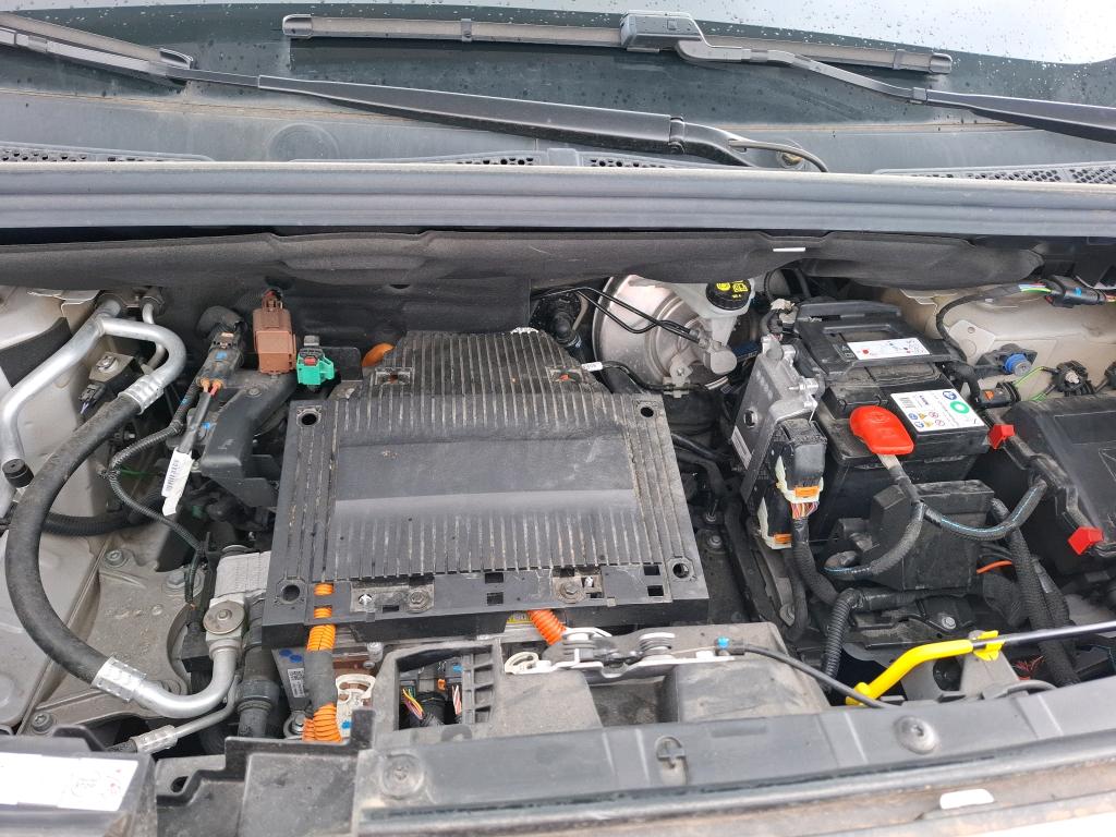 PEUGEOT PARTNER FGN FOURGON E-PARTNER XL 750 KG 136 CH BATTERIE 50 KWH - 2023
