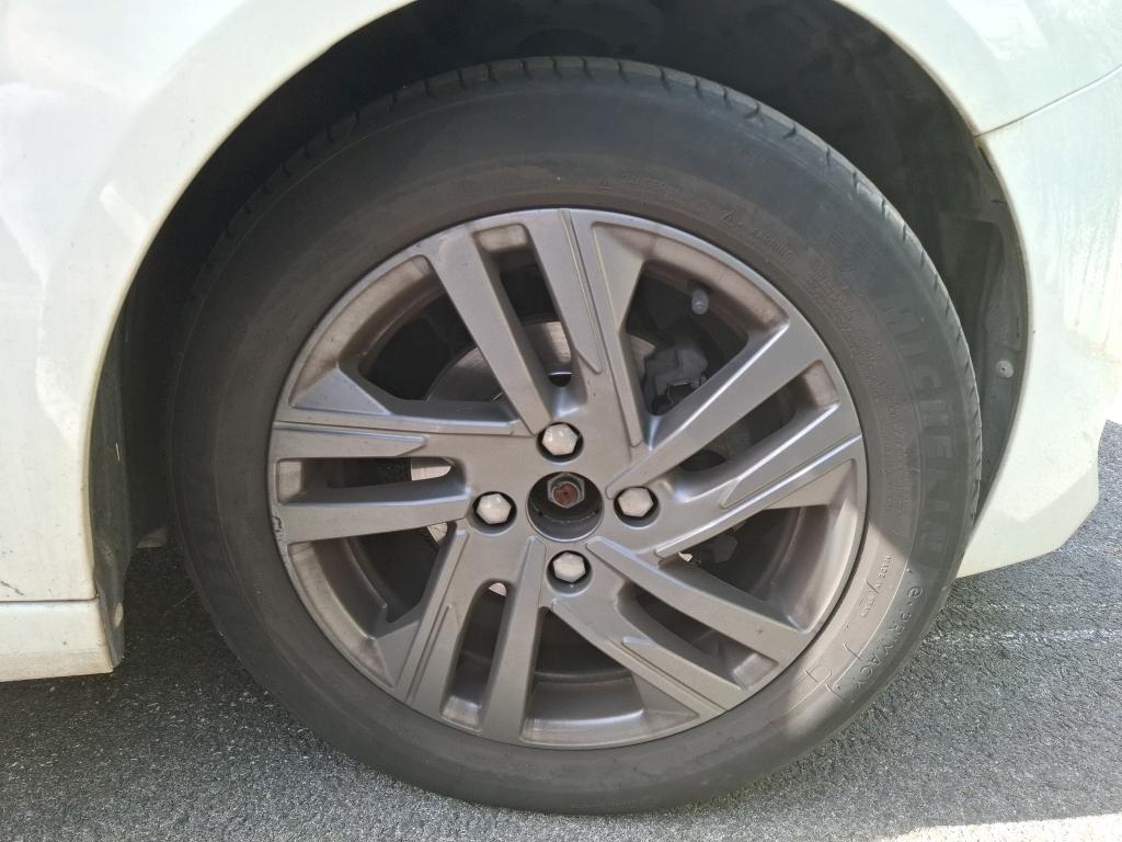 PEUGEOT 208) 208 PureTech 75 S&S BVM5 Style 2022