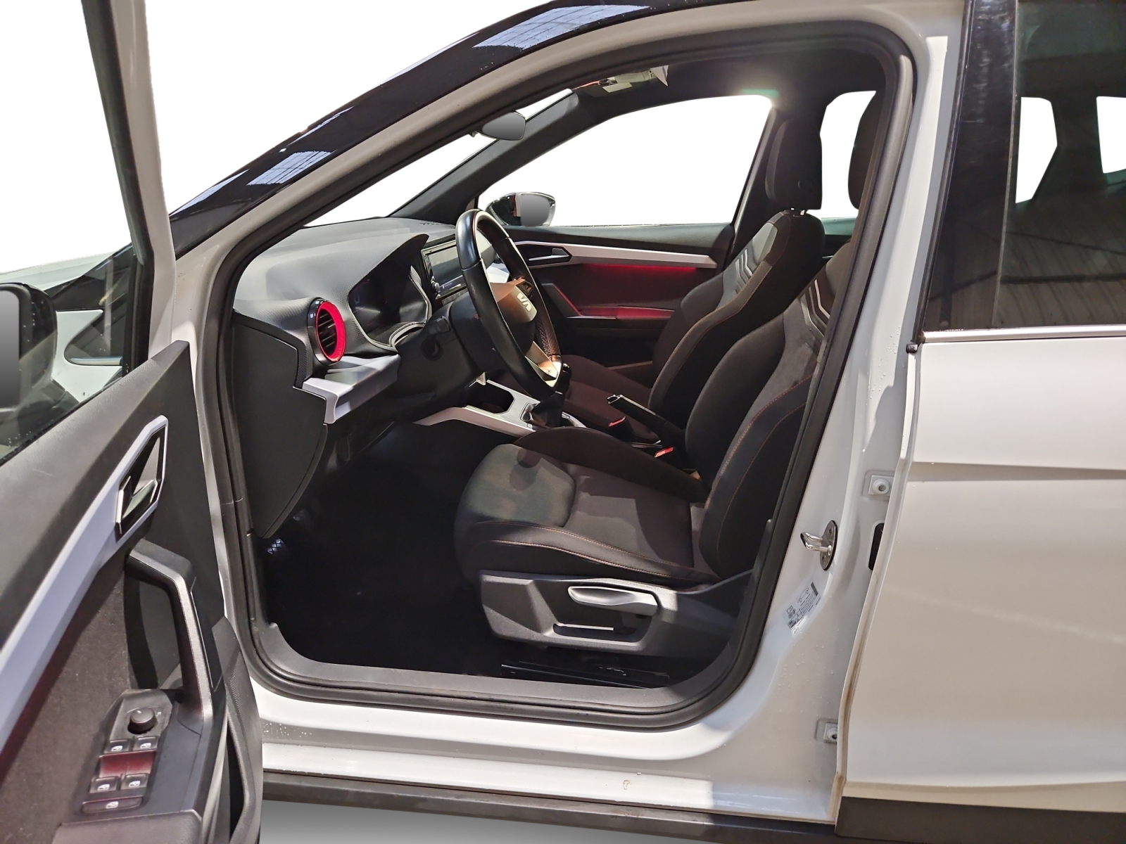 SEAT ARONA 1.0 TSI 95 ch Start/Stop BVM5 Xpérience Pack FR 2024