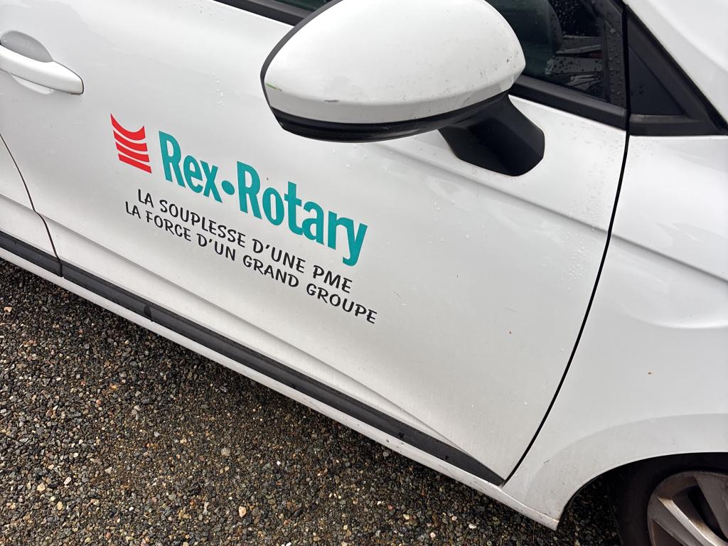 RENAULT CLIO SOCIETE BLUE DCI 85 AIR NAV 2020