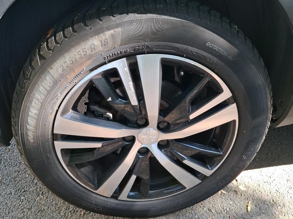 PEUGEOT 5008 BlueHDi 130ch S&S EAT8 GT 2021