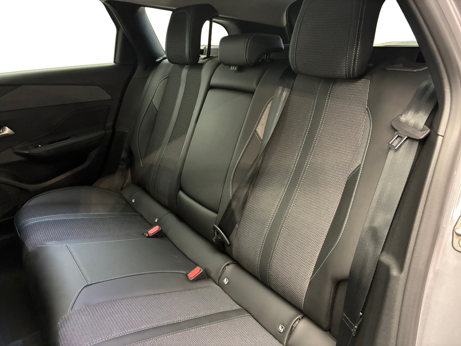 PEUGEOT 308 SW BlueHDi 130ch S&S EAT8 Allure 2025
