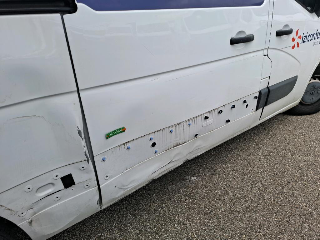 RENAULT MASTER FOURGON FGN TRAC F3500 L2H2 BLUE DCI 135 GRAND CONFORT 2022