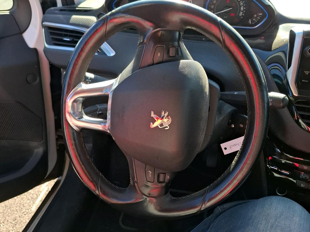 PEUGEOT 2008 1.6 e-HDi 115ch FAP BVM6 Allure 2014