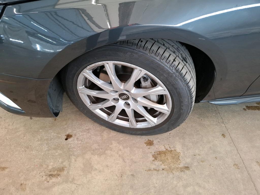 AUDI A4 BUSINESS 40 TFSI 204 S tronic 7 Line 2022