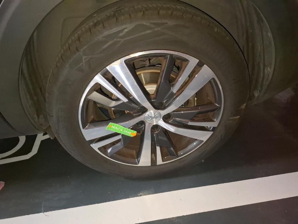 PEUGEOT 5008 PureTech 130ch S&S EAT8 Allure Pack 2023