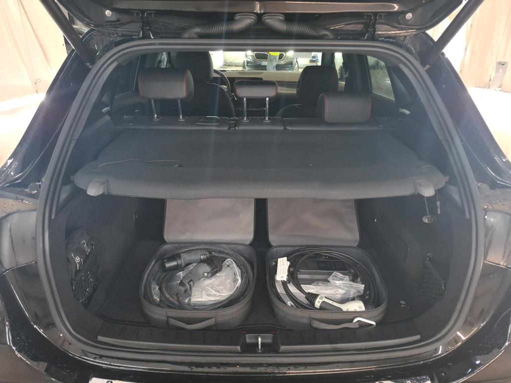 MERCEDES-BENZ MERCEDES GLA II 250 e 8G-DCT AMG Line 2023