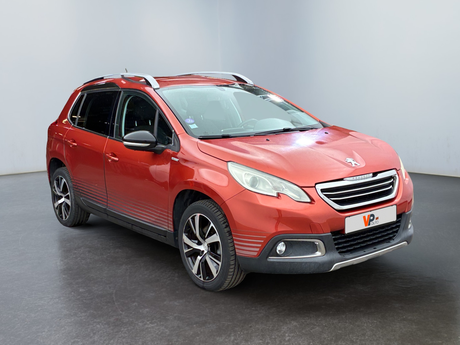 PEUGEOT 2008 1.2 PureTech 110ch S&S BVM5 Urban Cross 2015