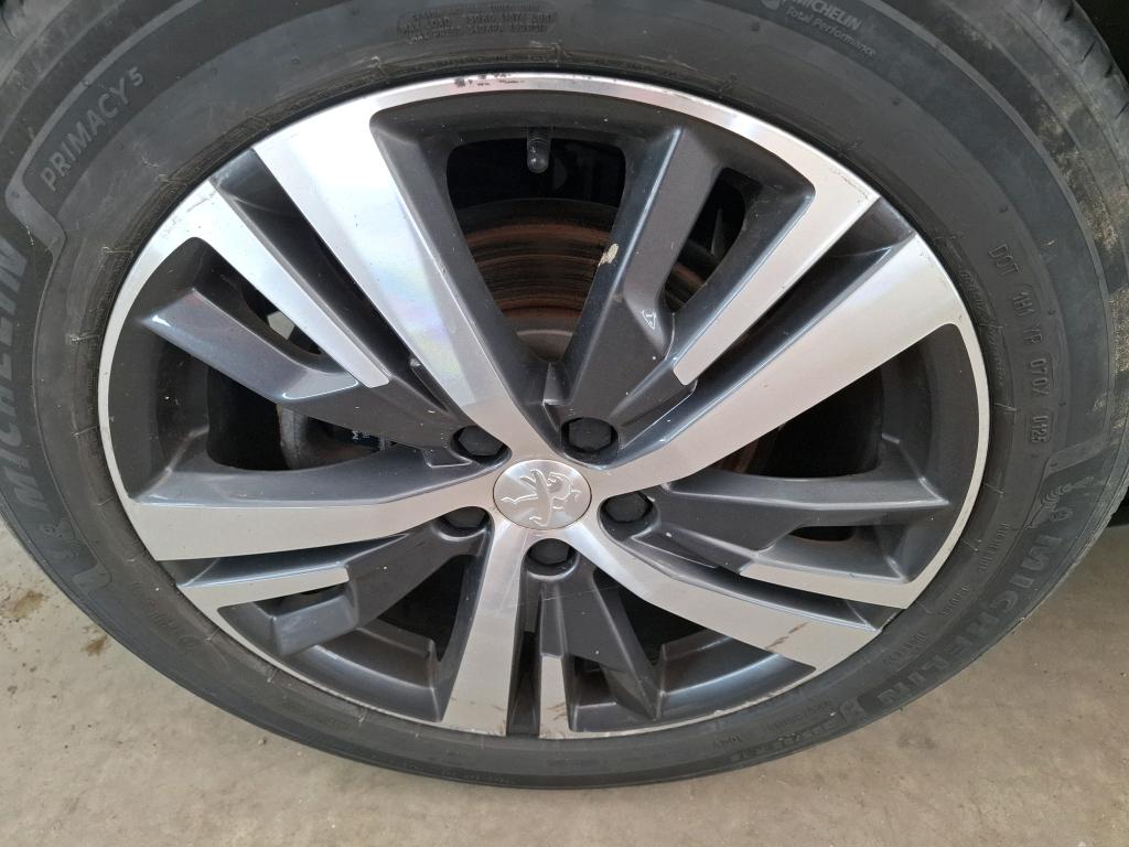 PEUGEOT 5008 BlueHDi 130ch S&S EAT8 Allure Pack 2021